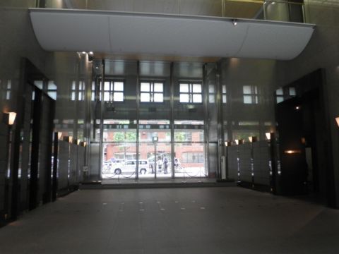 エントランス②