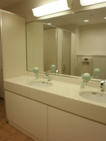 各階、トイレ②