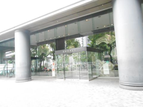 1F玄関