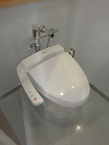 各階、トイレ③