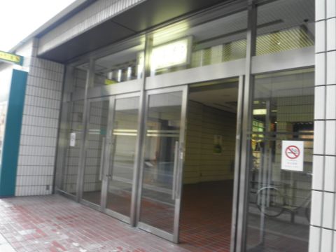 1F玄関