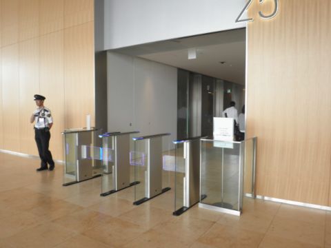 高層フロア用ゲート