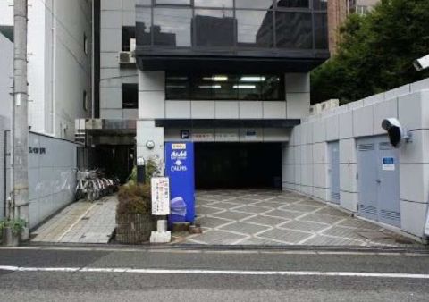 1階、駐車場&駐輪場