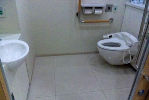 障害者用トイレ