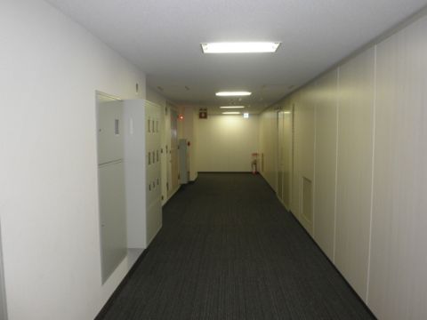 各階、廊下