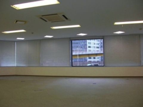 貸室内