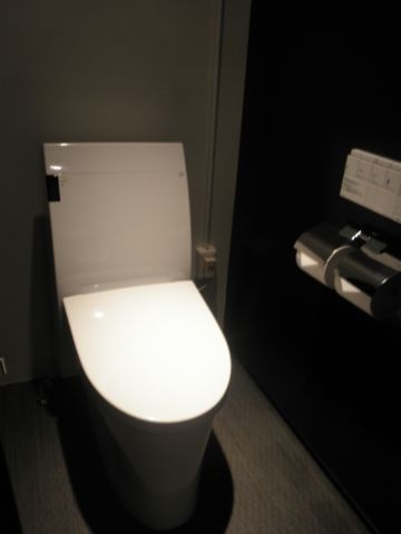 各階、トイレ③