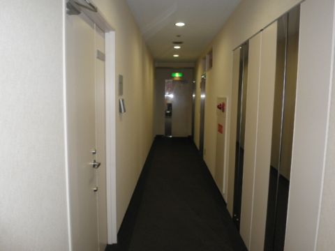各階、廊下