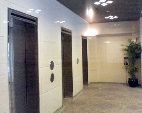 エレベーターホール