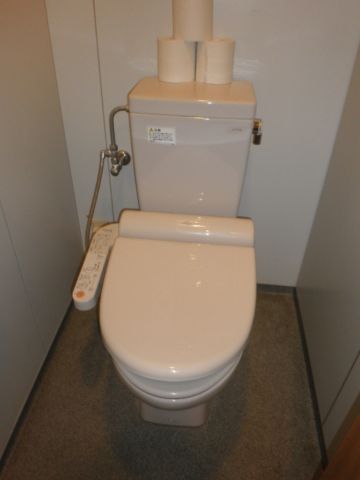 各階、トイレ③
