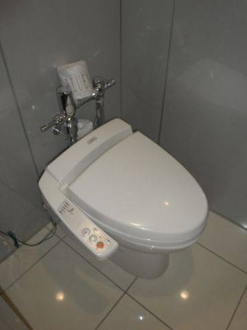 各階、トイレ③