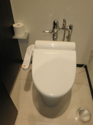 各階、トイレ③