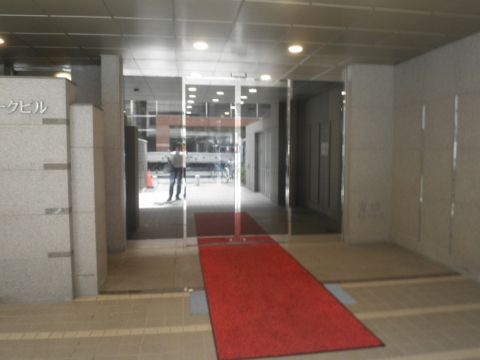 1F玄関