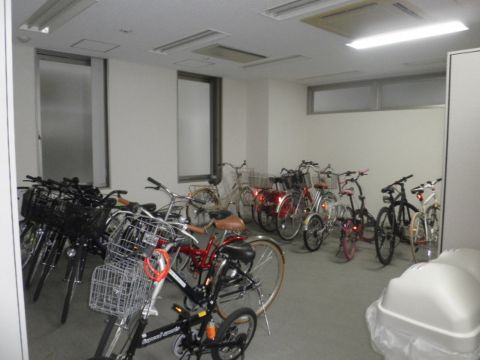 駐輪場(屋内)