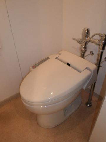 各階、トイレ③