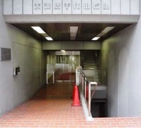 1F玄関