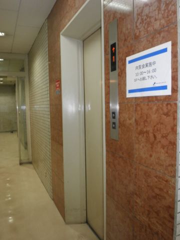 1階、EVホール