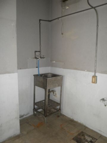 1階、店舗室内②