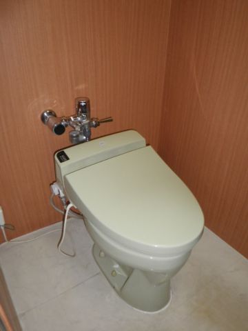 各階、トイレ③