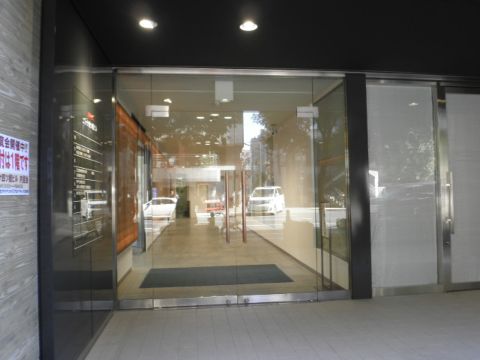 1F玄関