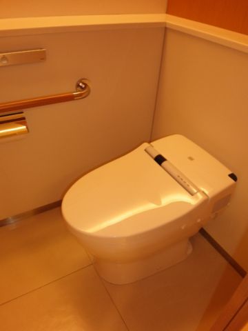 各階、トイレ③