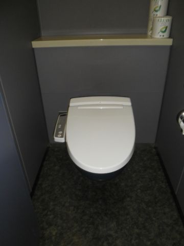 各階、トイレ②