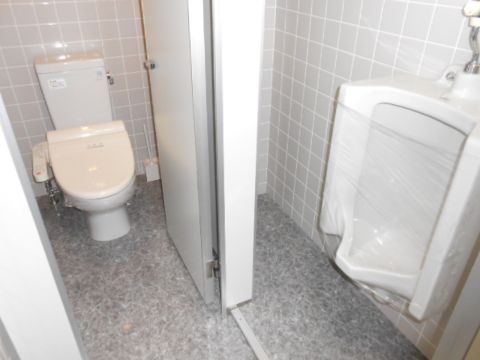 貸室内、トイレ