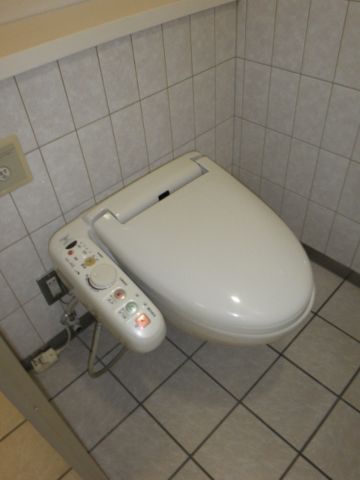 各階、トイレ③