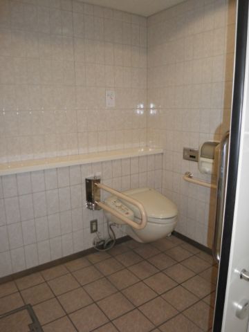 車椅子対応トイレ