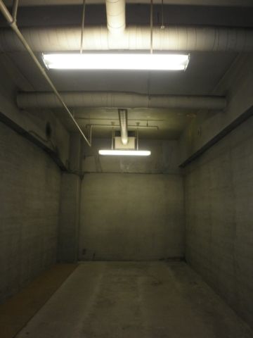 地下:倉庫