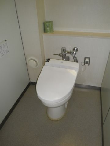 各階、トイレ③