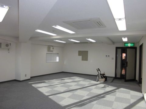 貸室