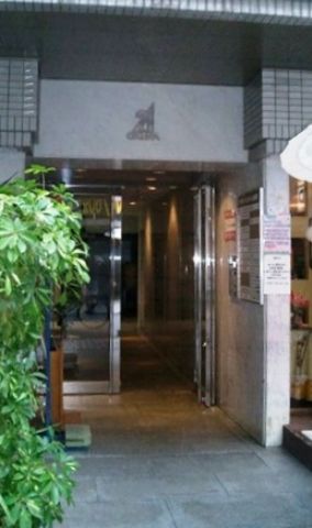1F玄関