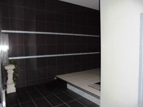 1階、エントランス内