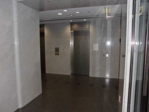 エントランス内③