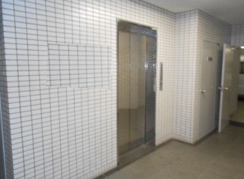 EVホール