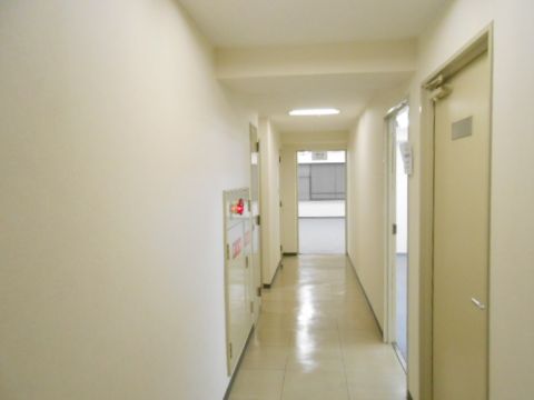 各階、廊下