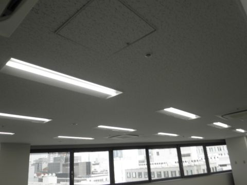 天井、LED照明