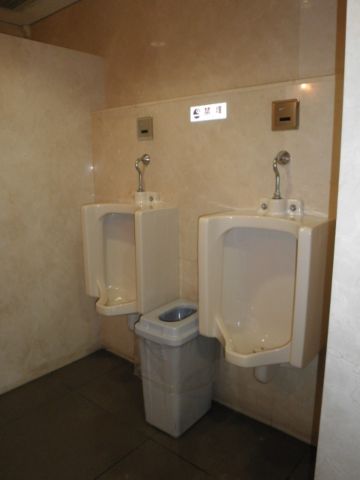 各階、トイレ②