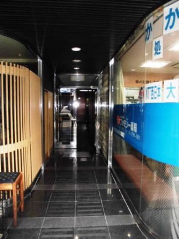 1F玄関