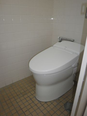 2階、トイレ