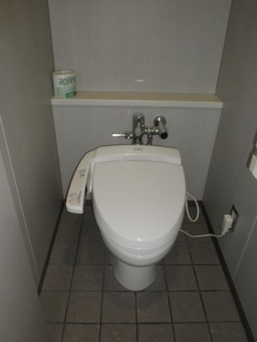 各階、トイレ③