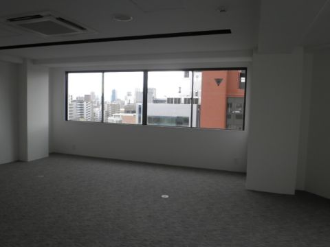 室内、10階