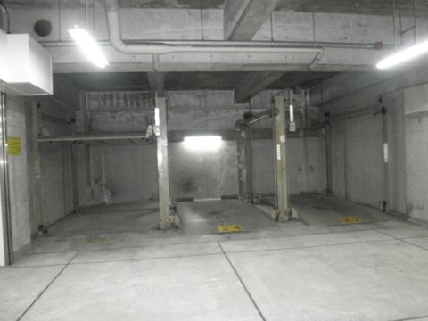 駐車場、2段式