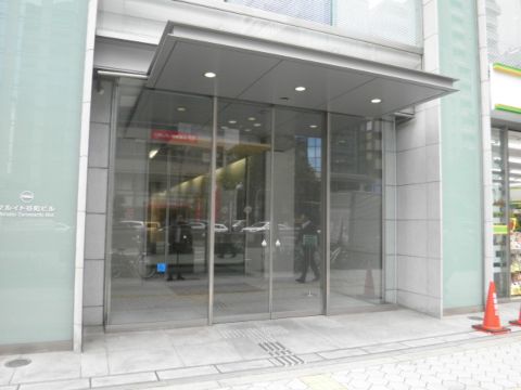 1F玄関