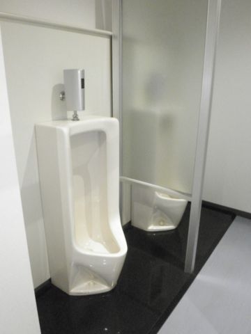 各階、トイレ①